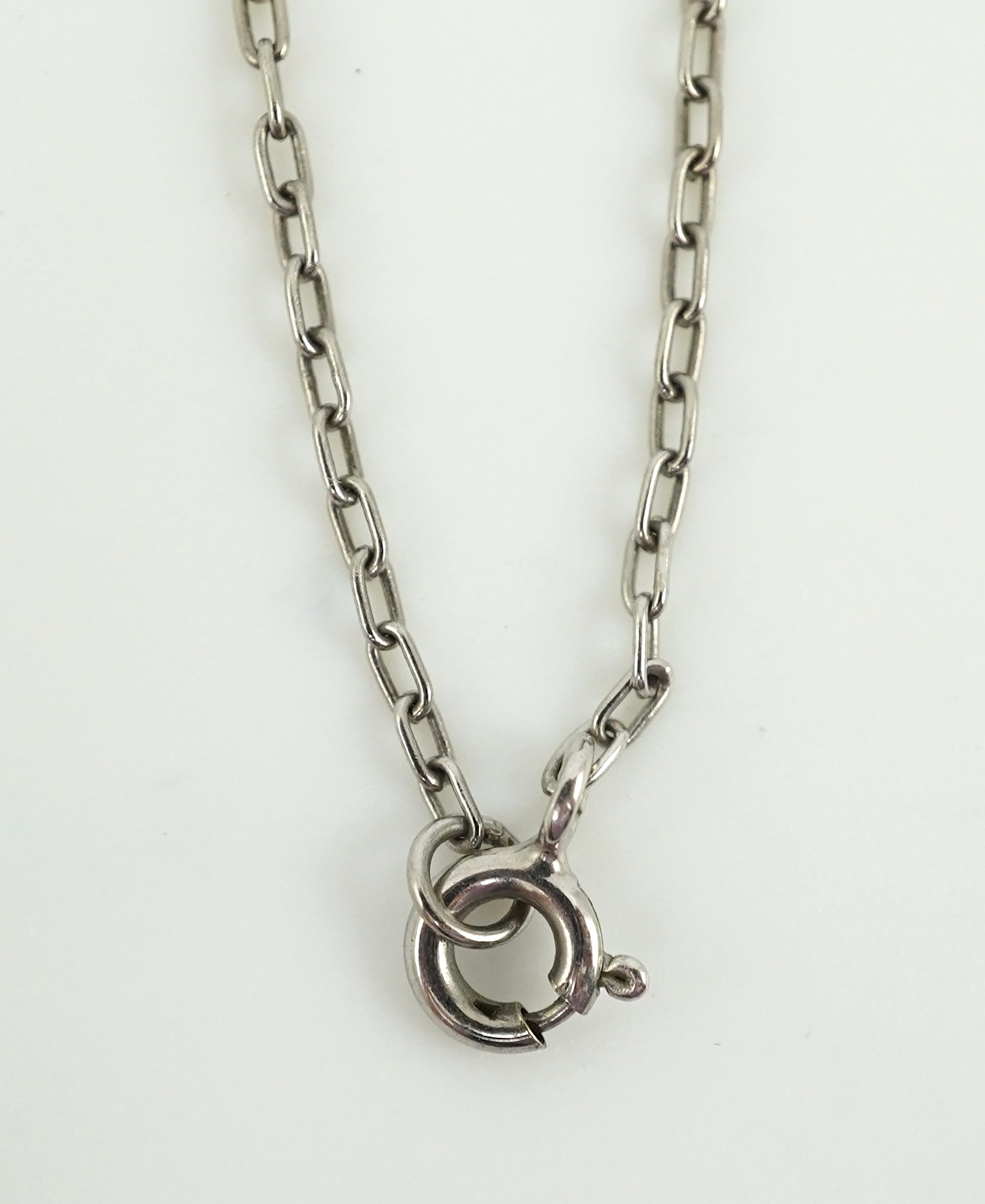 A diamond pendant necklace